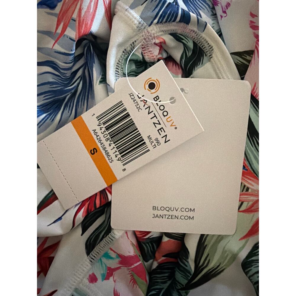 Janstzen hooded UPF 50+ coverup dress white Hawaiian sz small - Picture 6 of 6